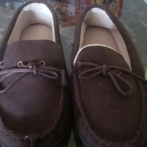 Isotoner slippers